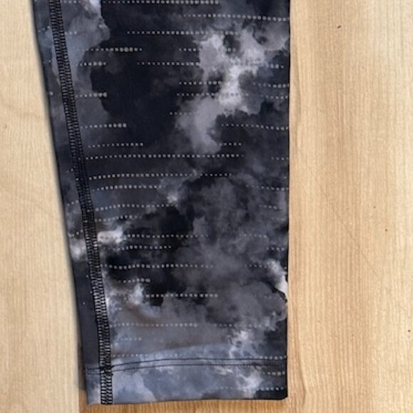 Women's Running and Training Tights - Picture 3 of 7